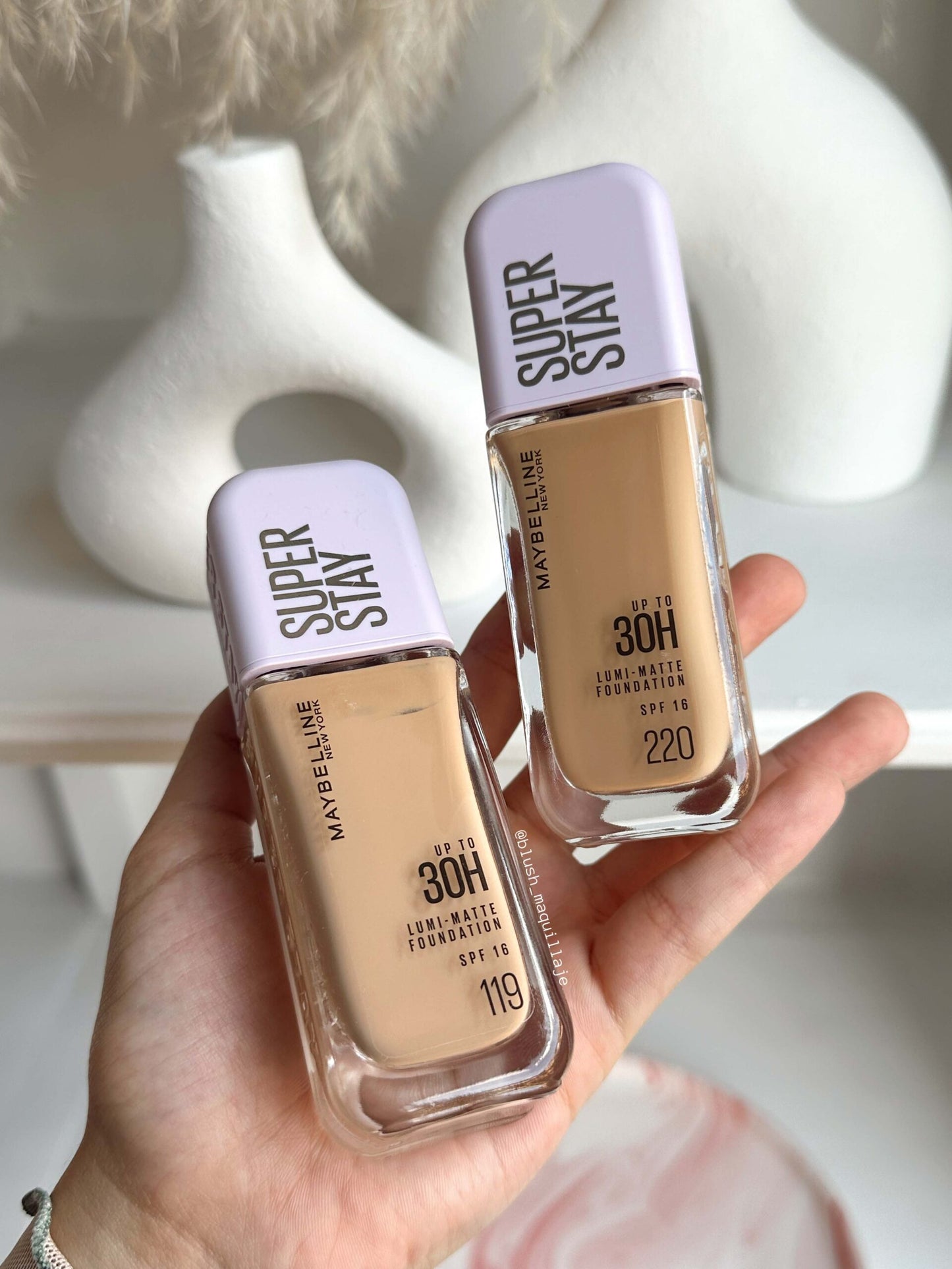 Base Super Stay Lumi-Matte SPF 16